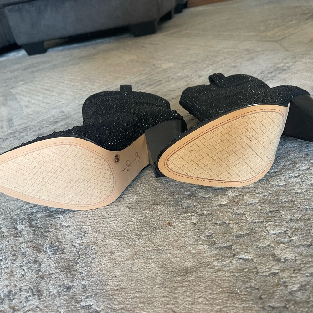 Jessica Simpson booties - Picture 4 of 4